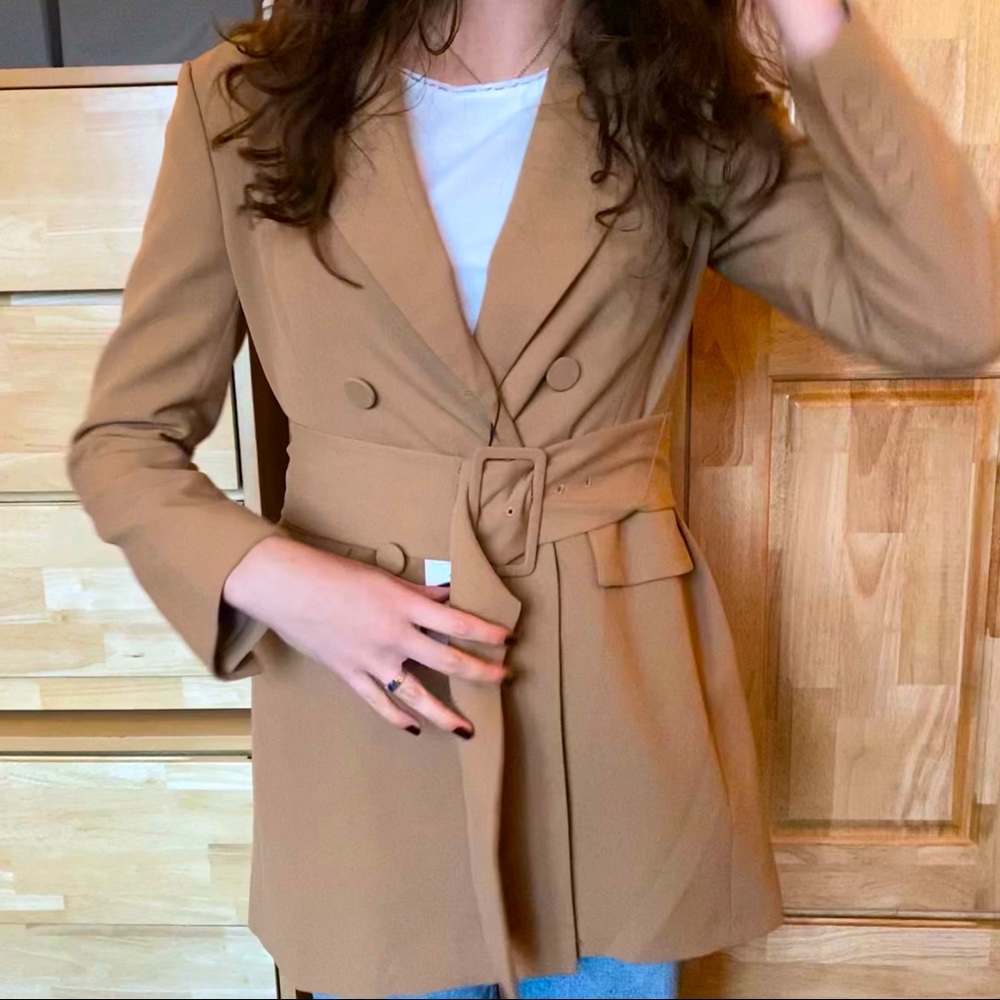 NWT Zara Camel Trench